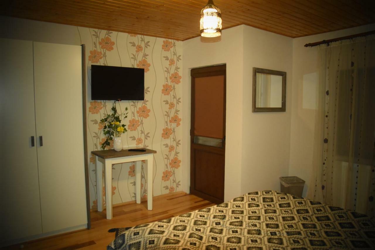 Casa Smeilor Horezu Εξωτερικό φωτογραφία