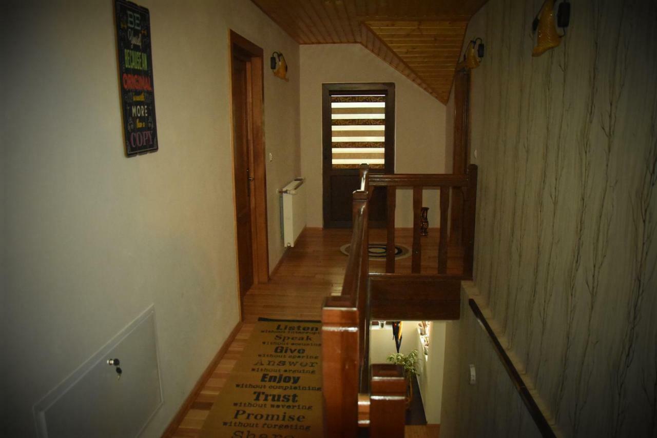 Casa Smeilor Horezu Εξωτερικό φωτογραφία
